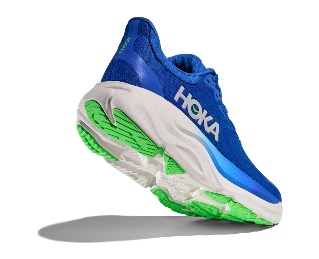 HOKA Arahi 8 Herren Laufschuh in Blau mit weißer Sohle und grünen Akzenten, Unterseite