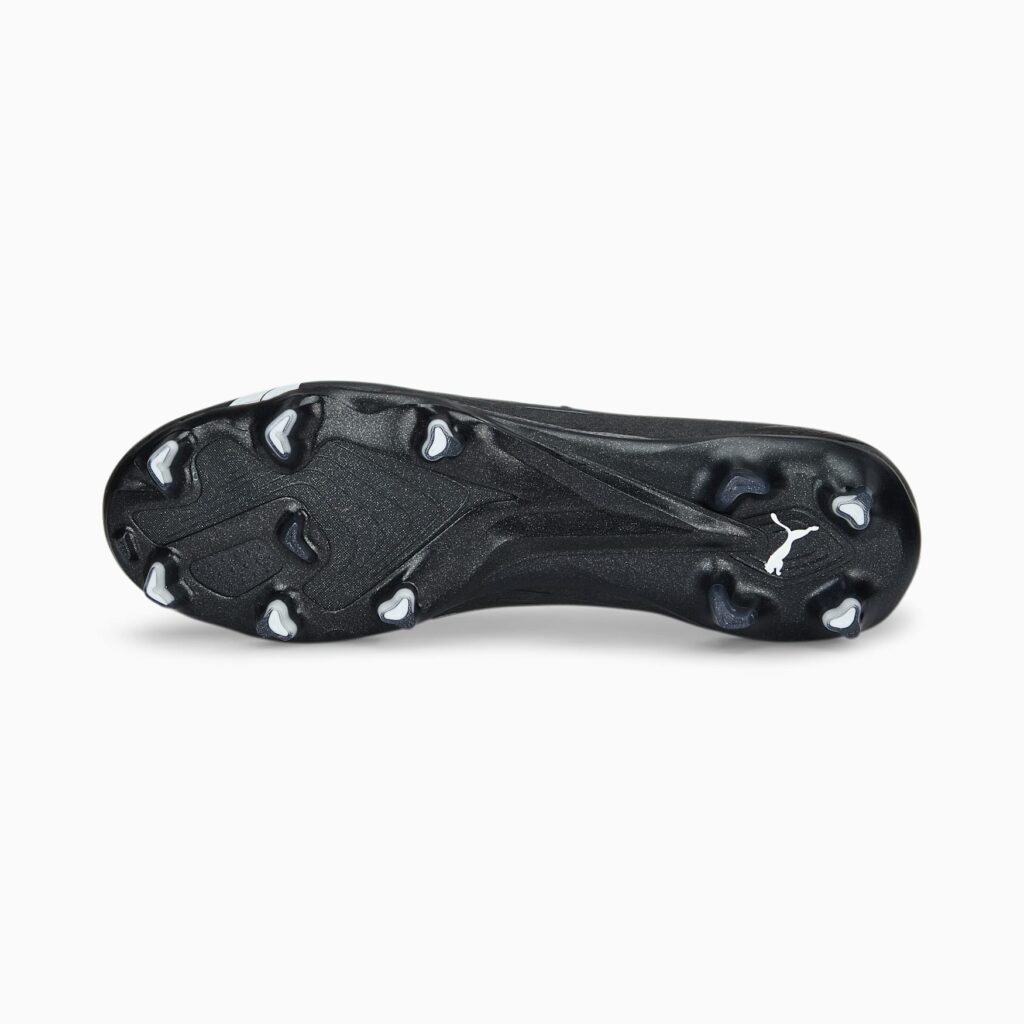 Puma Ultra Ultimate FG/AG Fußballschuh in Schwarz – Sohle