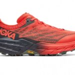 Hoka Speedgoat 5 GTX Herren-Trailrunningschuh in Rot/Schwarz – Seitenansicht