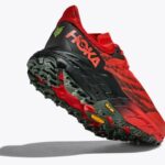 Hoka Speedgoat 5 GTX Herren-Trailrunningschuh in Rot/Schwarz – unterseite