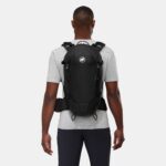 Mammut Lithium 25 Wanderrucksack schwarz Rückenansicht am Modell