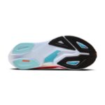 Brooks Hyperion Max 3 Herren Laufschuh orange Sohlenansicht