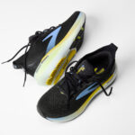 Brooks Glycerin GTS 23 Herren Laufschuh schwarz/gelb Actionansicht
