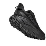 Hoka Challenger 8 GTX Herren schwarz Laufschuh Sohlenasicht mit multidirektionalen Stollen