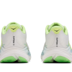 Hoka Clifton 11 Laufschuh weiß/grün Hinteransicht