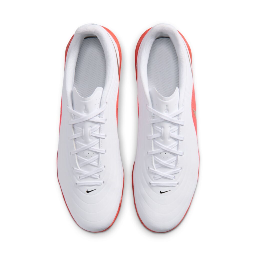 Nike Tiempo Maestro Club IC weiß/rot Hallenschuh Oberseite