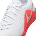 Nike Tiempo Maestro Club IC weiß/rot Hallenschuh Detailansicht Schnürung