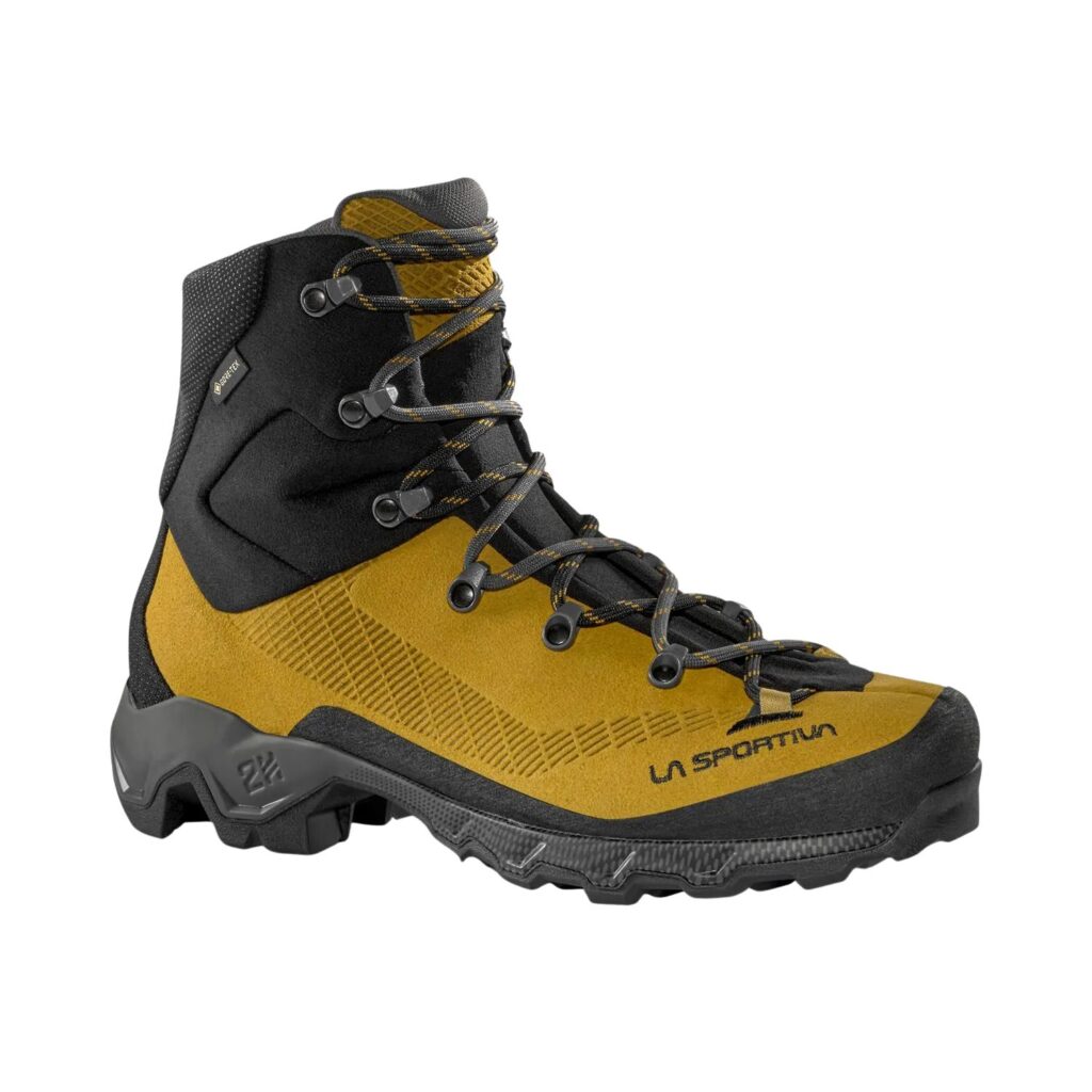 La Sportiva Aequilibrium Trek GTX Herren schwarz-savanna Vorderseite