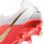 Nike Tiempo Maestro Academy FG/MG Fußballschuh weiß/rot Detailansicht hinten
