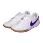 Nike Tiempo Streetgato weiß Hallenschuh Vorderseite