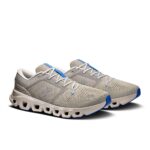 ON Cloud X 5 Herren beige/blau Trainingsschuh Vorderseite