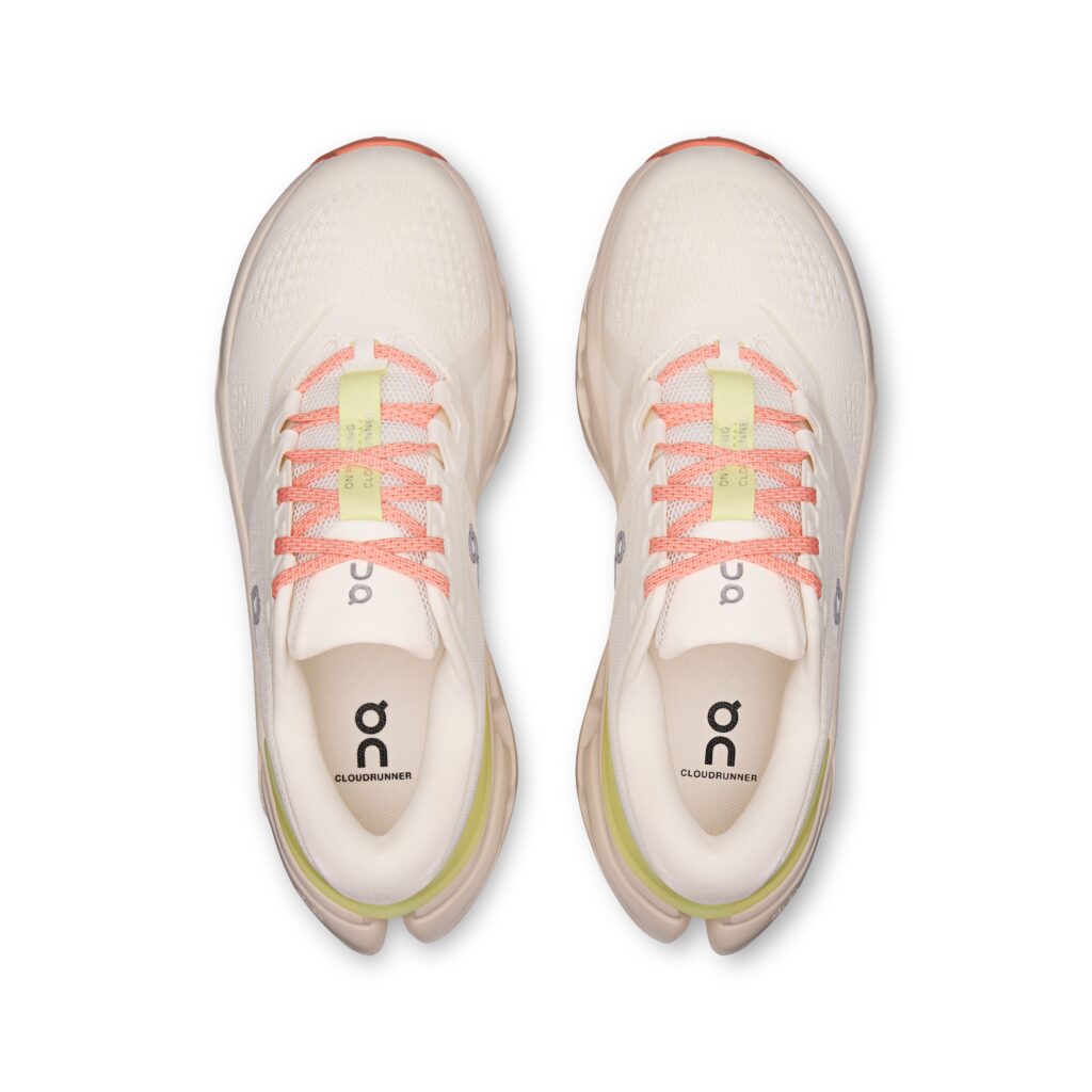 ON Cloudrunner 3 Damen creme Laufschuh Oberseite