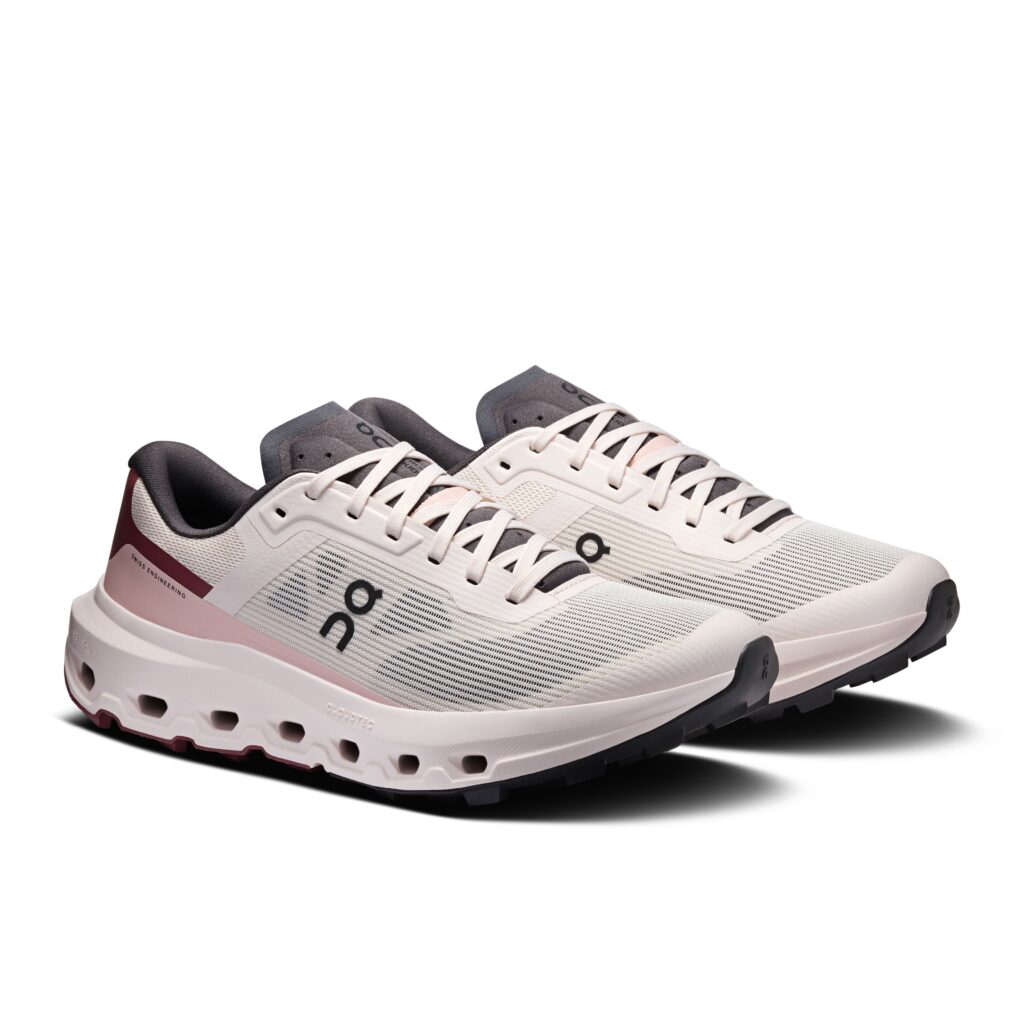 ON Cloudvista 3 Damen rosa Trailrunningschuh Vorderseite