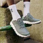 On Cloud 6 Herren Olive Evergreen Sneaker Lifestyle-Ansicht