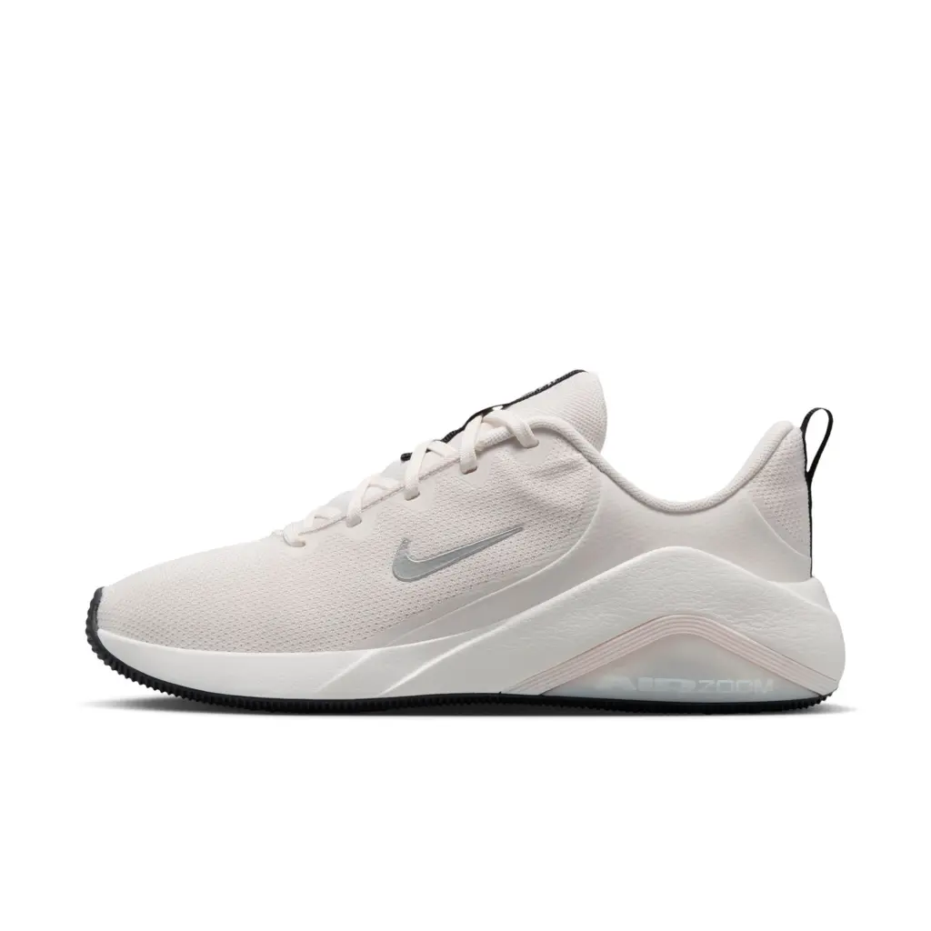 Nike Air Zoom Bella 7 Damen weiß Fitnessschuh Außenseite