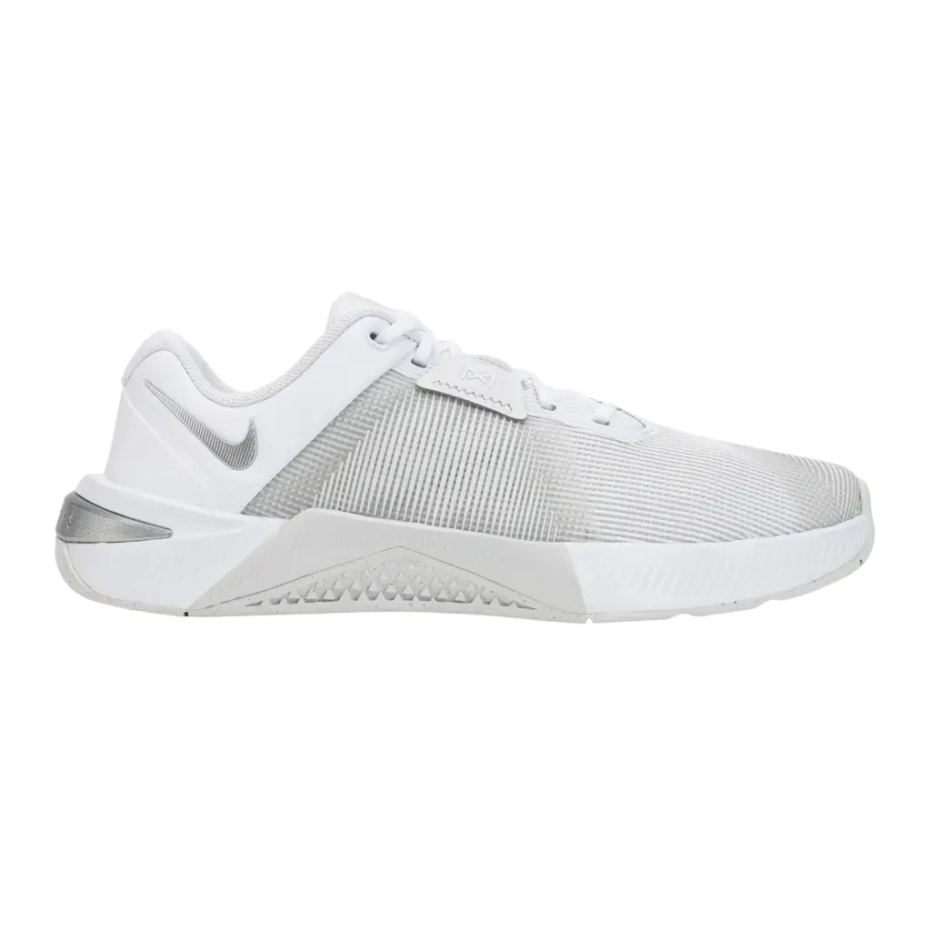 Nike Metcon 10 Damen weiß Fitnessschuh Seitenansicht