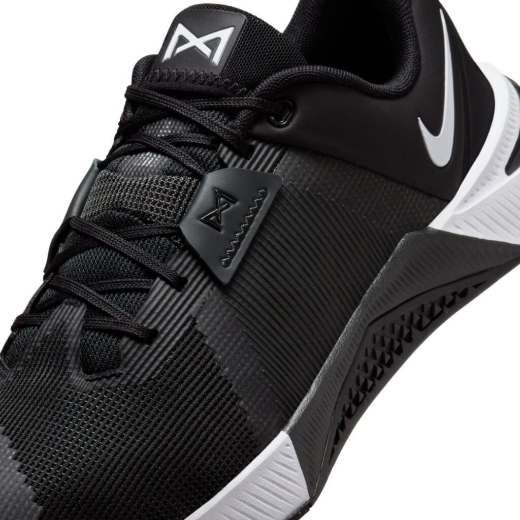 Nike Metcon 10 Herren schwarz Crossfit-Schuh Detailansicht Schnürung