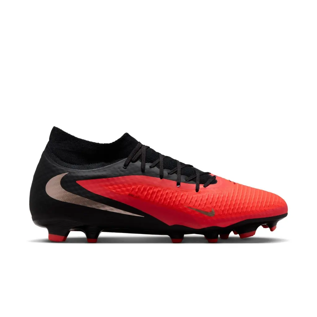 Nike Phantom 6 High Academy FG/MG rot-schwarz Fußballschuh, seitliche Ansicht