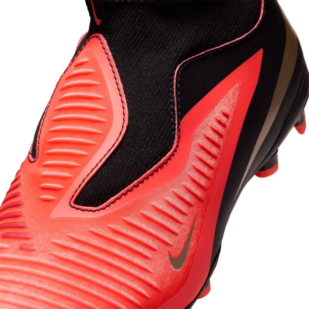 Nike Phantom 6 High Kinder FG MG Fußballschuh rot schwarz Detailansicht vorne